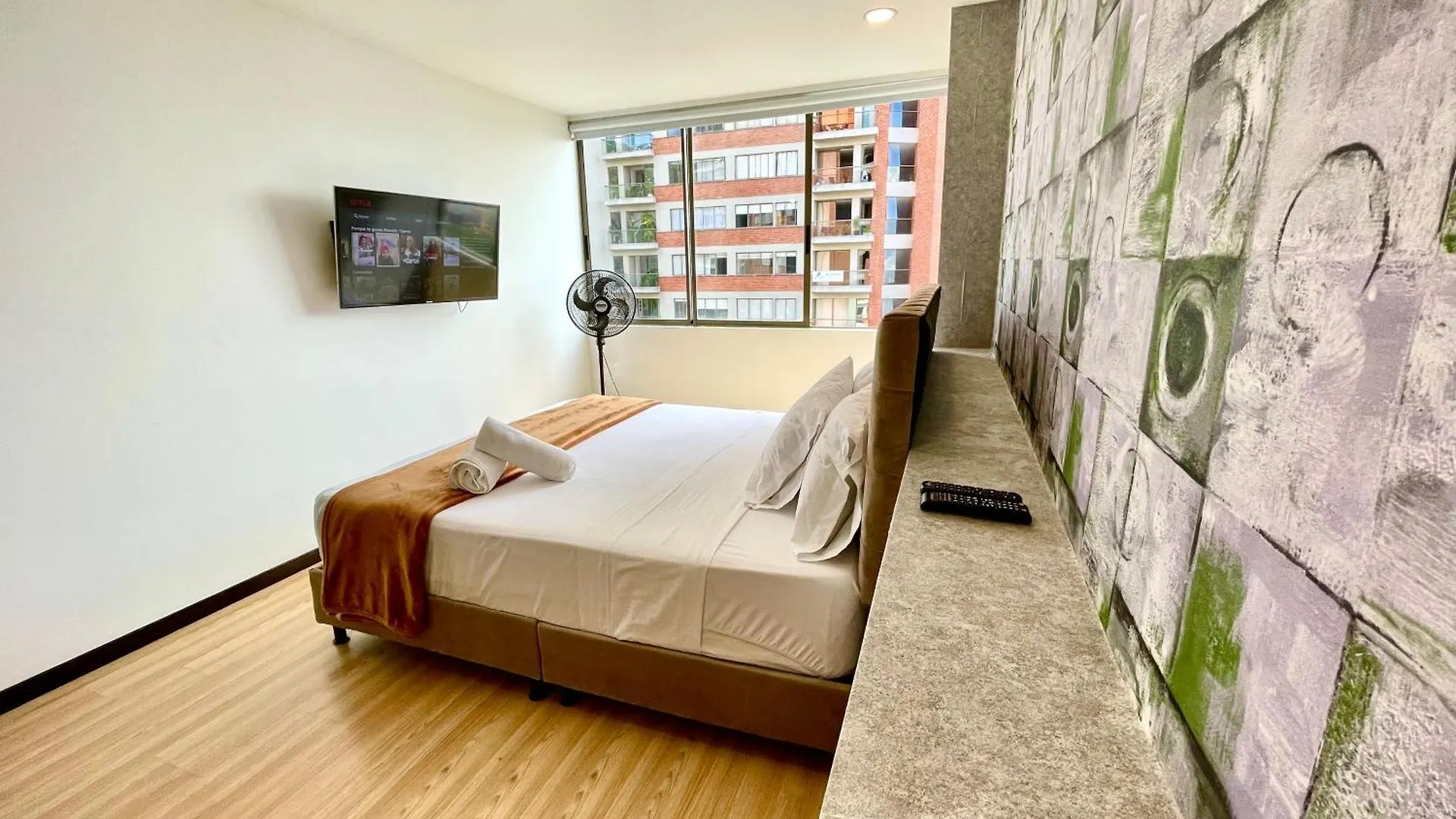 Space, Best Location & Price! Medellin