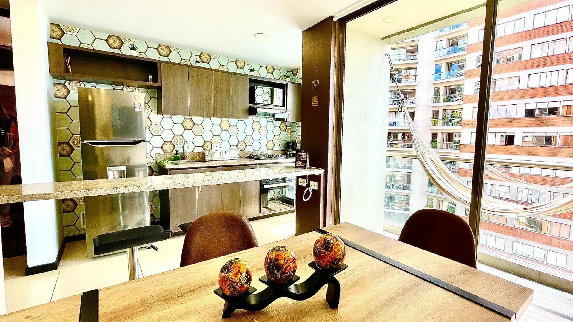 Apartment Space, Best Location & Price! Medellin Colombia